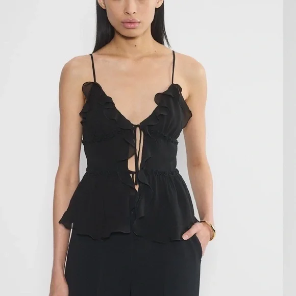 Aritzia Amore camisole - Picture 2 of 3